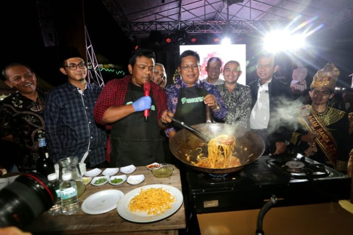 Festival Mi Aceh Gratiskan 100 Piring Mi untuk Pengunjung Tiap Hari