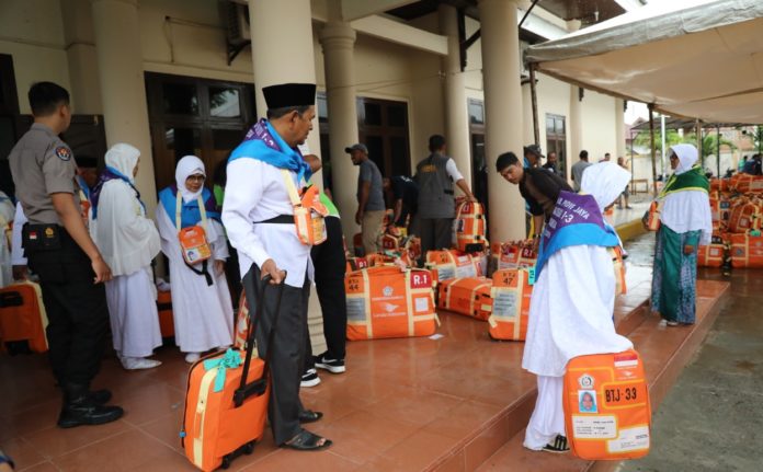 Kloter Pertama Embarkasi Aceh Berangkat ke Tanah Suci Besok