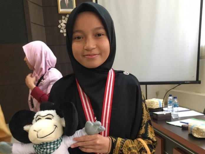 Khaira Kamila, Murid Jeumala Amal Juara 3 Pidato Bahasa Inggris di Pospenas 2019