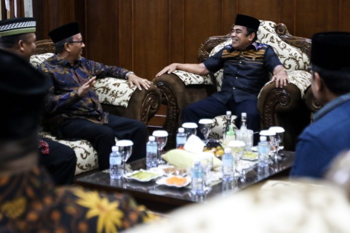 'Saweu Gampong' Bertemu Ulama, Menag Fachrul Razi Tiba di Aceh
