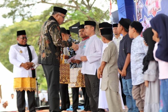 Hadiri Maulid Raya, Plt Gubernur Ajak Masyarakat Aceh Teladani Akhlak Rasulullah