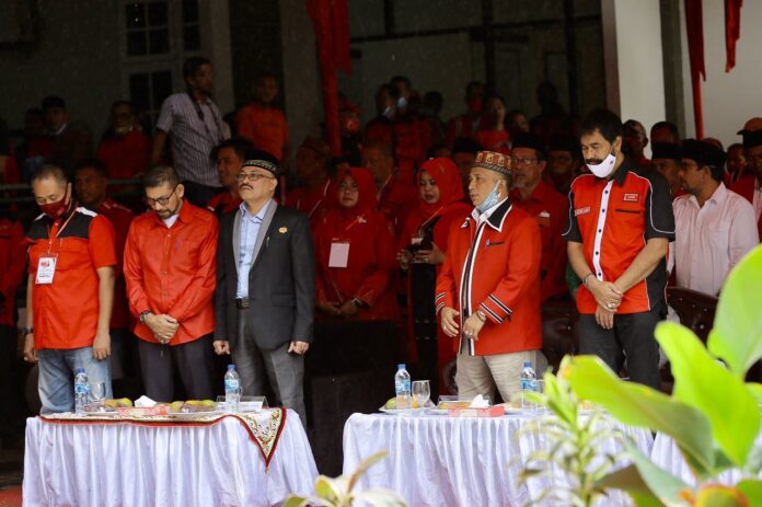 Pesan Wali dan Muzakir Manaf pada Rapat Pimpinan Partai Aceh di Meulaboh