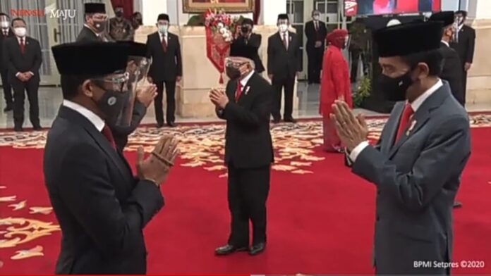 Sah, Presiden Jokowi Lantik 6 Menteri dan 5 Wamen Baru